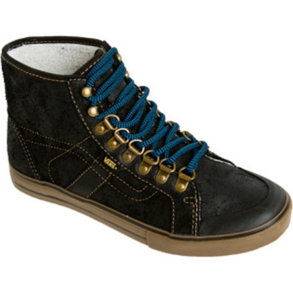 Vans Wellesley Hiker Skate Shoes Black